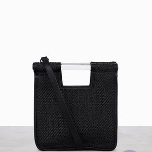 Beis The Natural Crossbody in Black